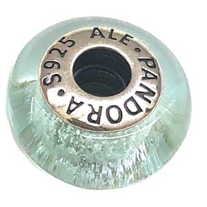 Disney GLOW IN THE DARK Elsa Murano Charm Bead. NEW. Pandora.